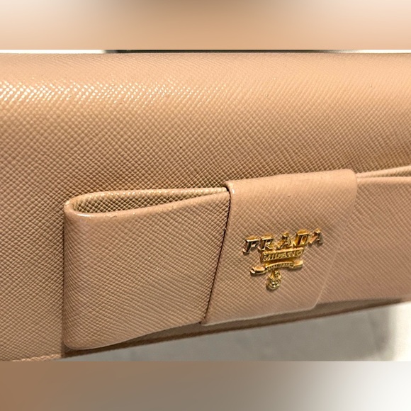 Prada Saffiano Leather Beige Bow Wallet - EUC with cards, box and paper! - Picture 7 of 16